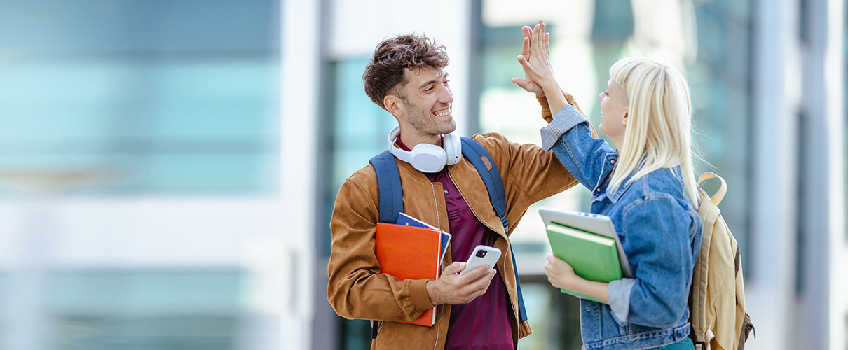 Rozwój programów stypendialnych