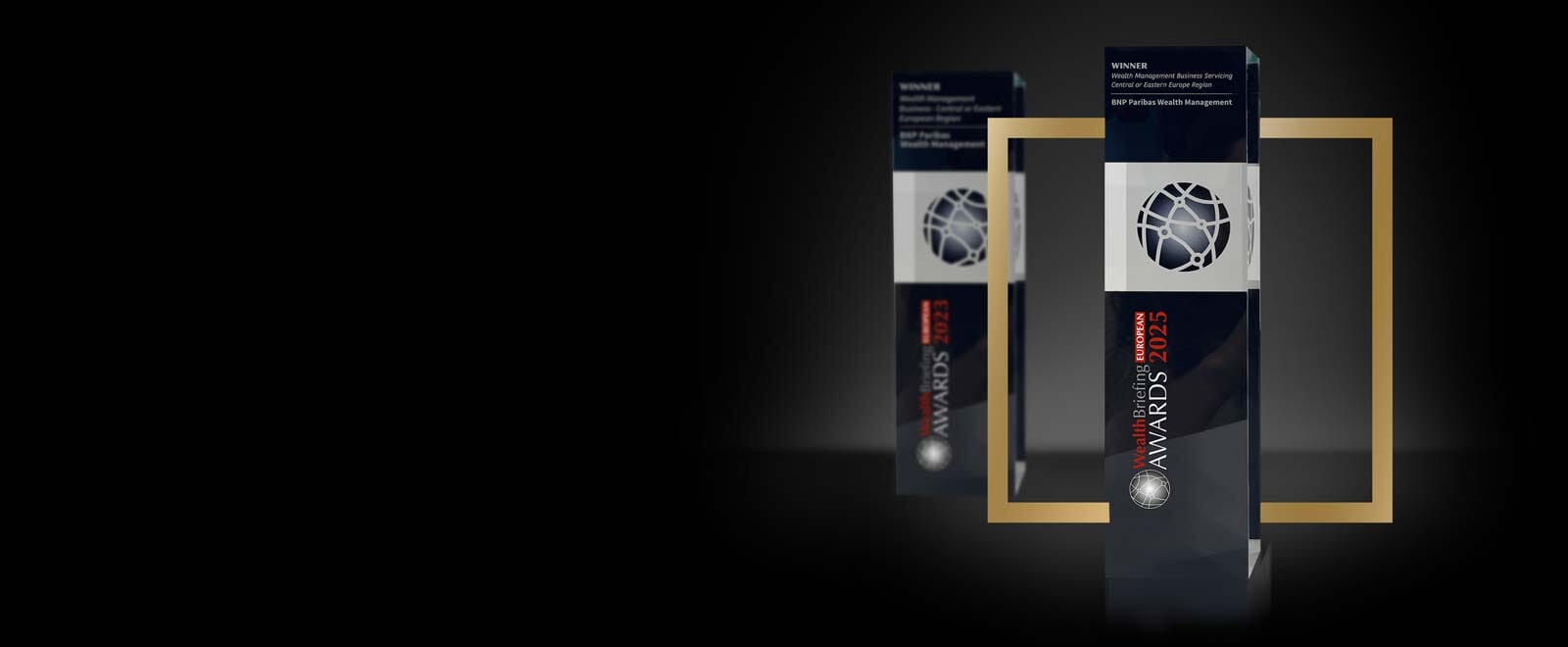 statuetka nagrody Wealth Briefing European Awards 2025