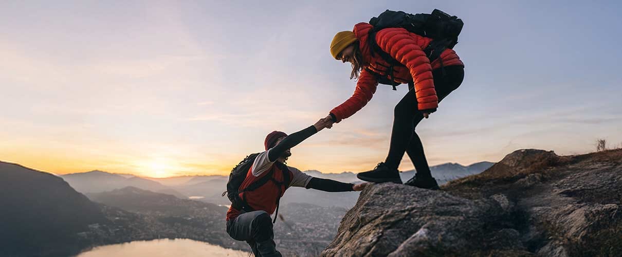 para na górskiej wycieczce