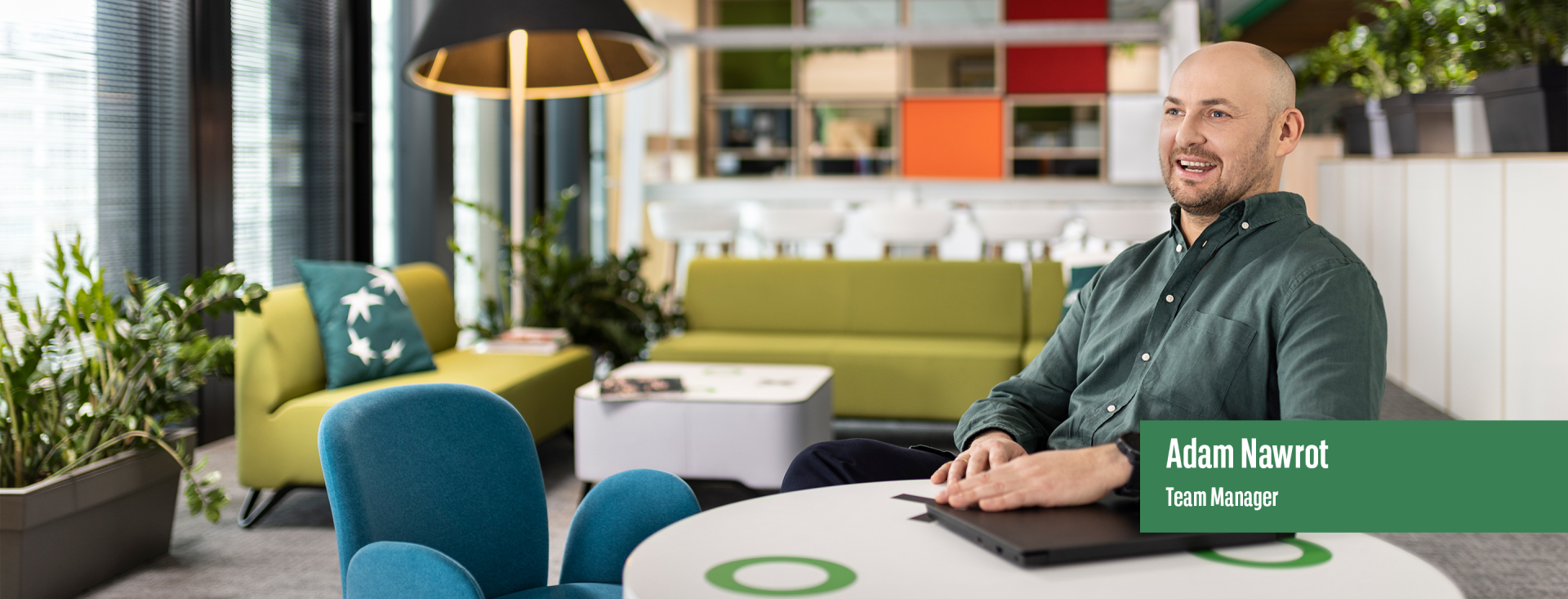 Adam, pracownik banku z obszaru IT Infrastructure.